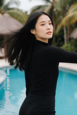 Bee R.  Escort Luxembourg City